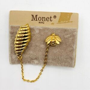 Vintage Signed Monet Gold Tone Bee with Hive Double Brooch Sweater Guard
